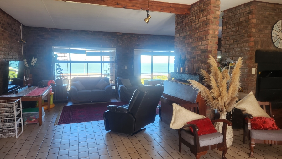 5 Bedroom Property for Sale in Dana Bay Western Cape
